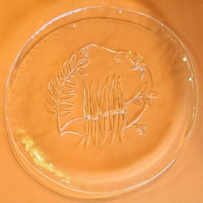 KANGAROO PAW STURT'S DESERT PEA GLASS PLATE