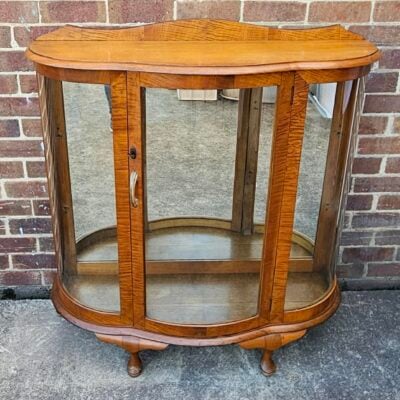 ART DECO LIGHT MAPLE CHINA DISPLAY CABINET