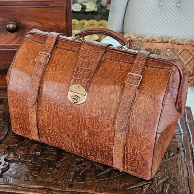 VINTAGE GLADSTONE OVERNIGHT LUGGAGE BAG