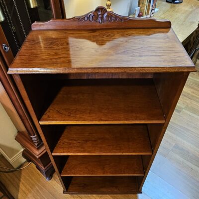 CEDAR BOOKCASE DISPLAY SHELF