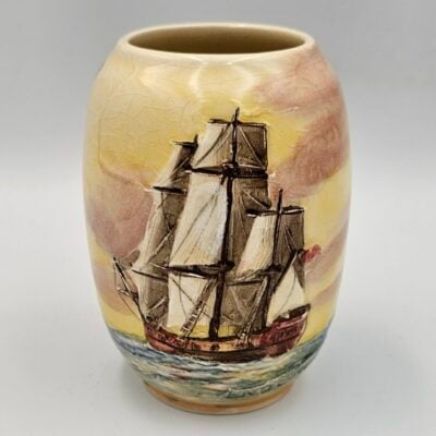 ROYAL DOULTON FAMOUS SHIPS ENDEAVOUR VASE
